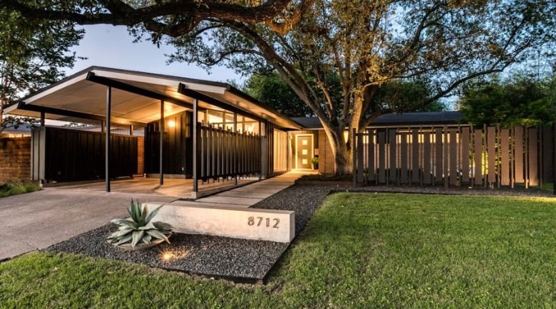 A Super Home With a Mid-Century Design