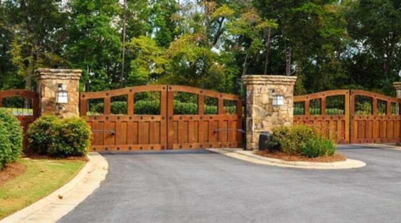 3 Reasons To Consider Living in a Gated Community