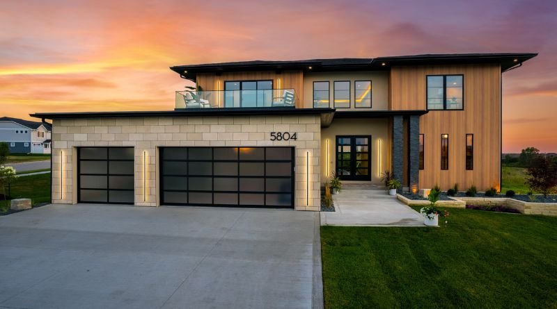 Iowa City Home Builders Crafting Dream Homes with Precision and Care